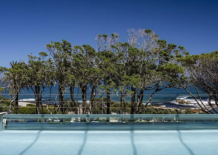 Blue Views Penthouse Beachfront Apartment With Pool