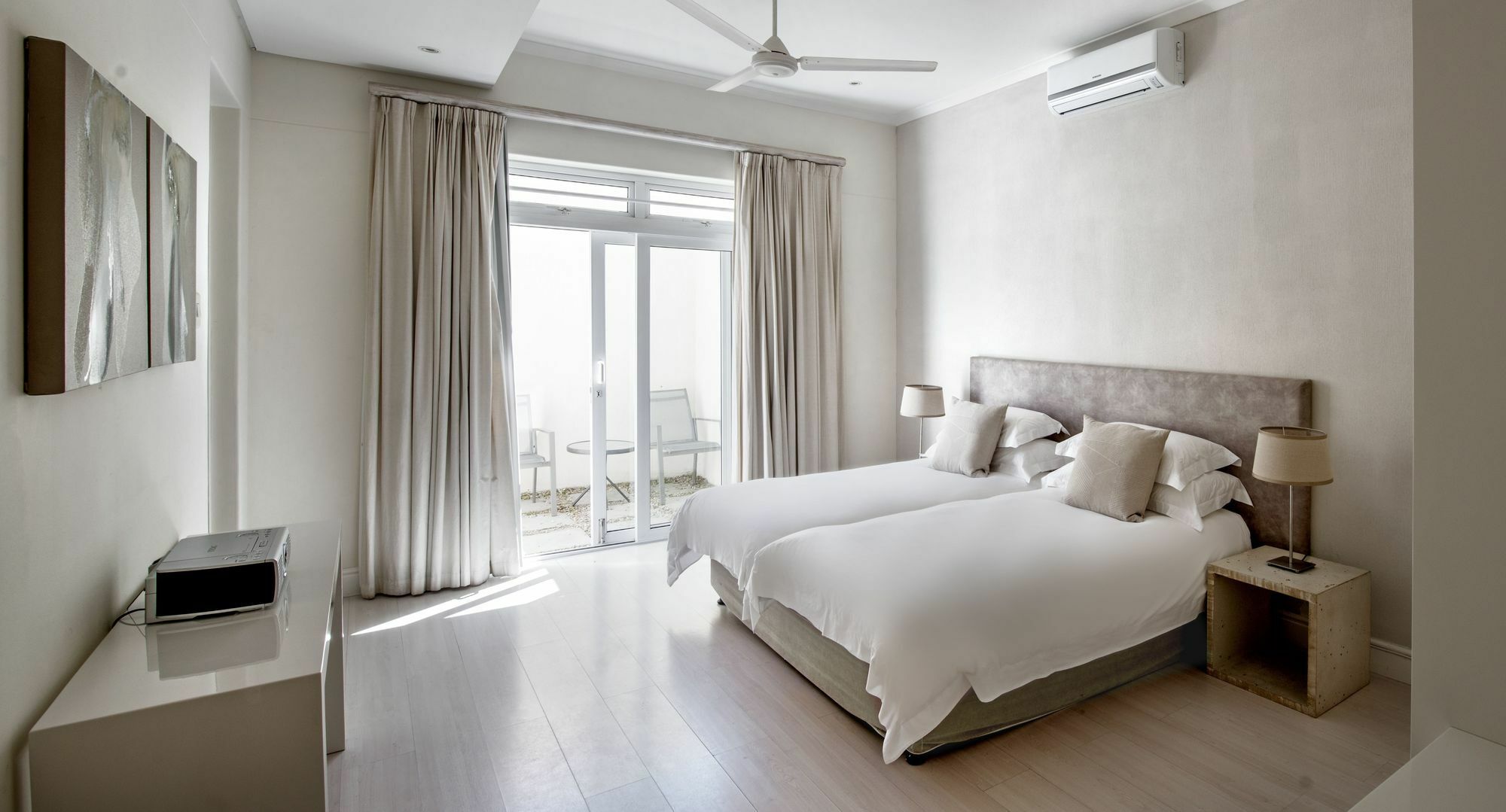 Villa Blue Views Penthouse Beachfront Apartment With Pool Cape Town