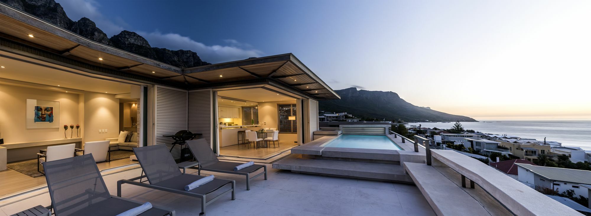 Villa Blue Views Penthouse Beachfront Apartment With Pool Cape Town