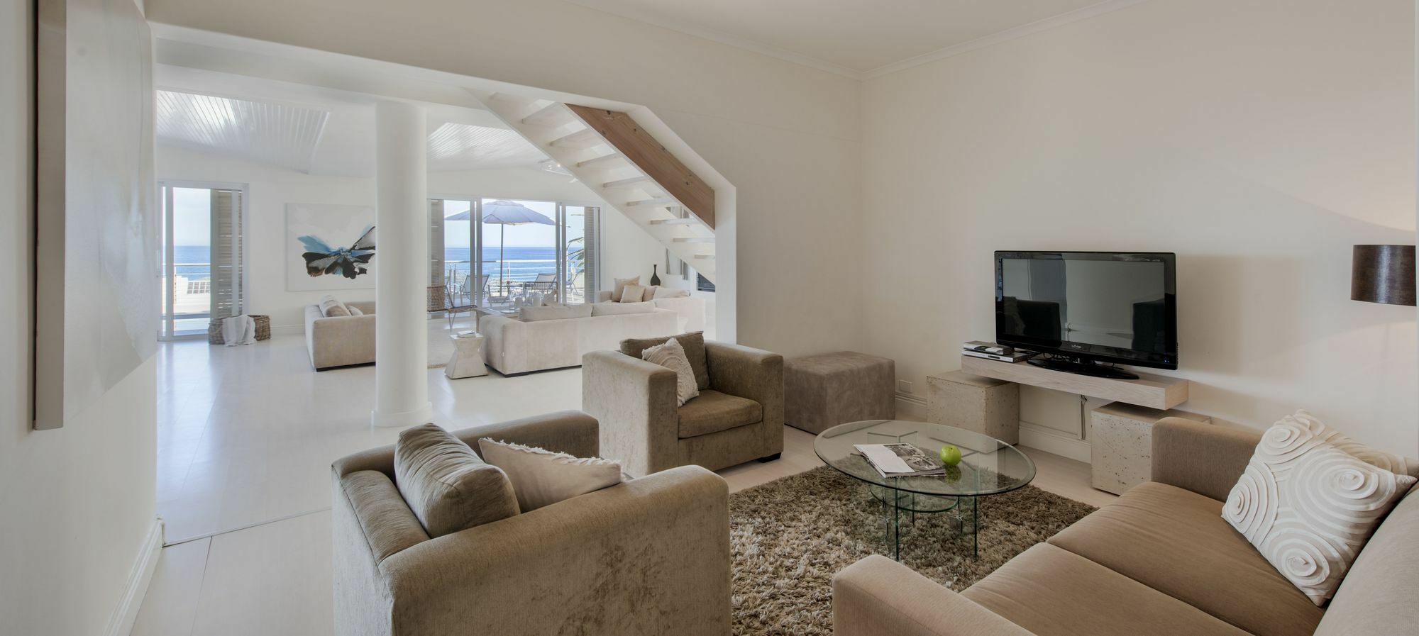 Blue Views Penthouse Beachfront Apartment With Pool Villa