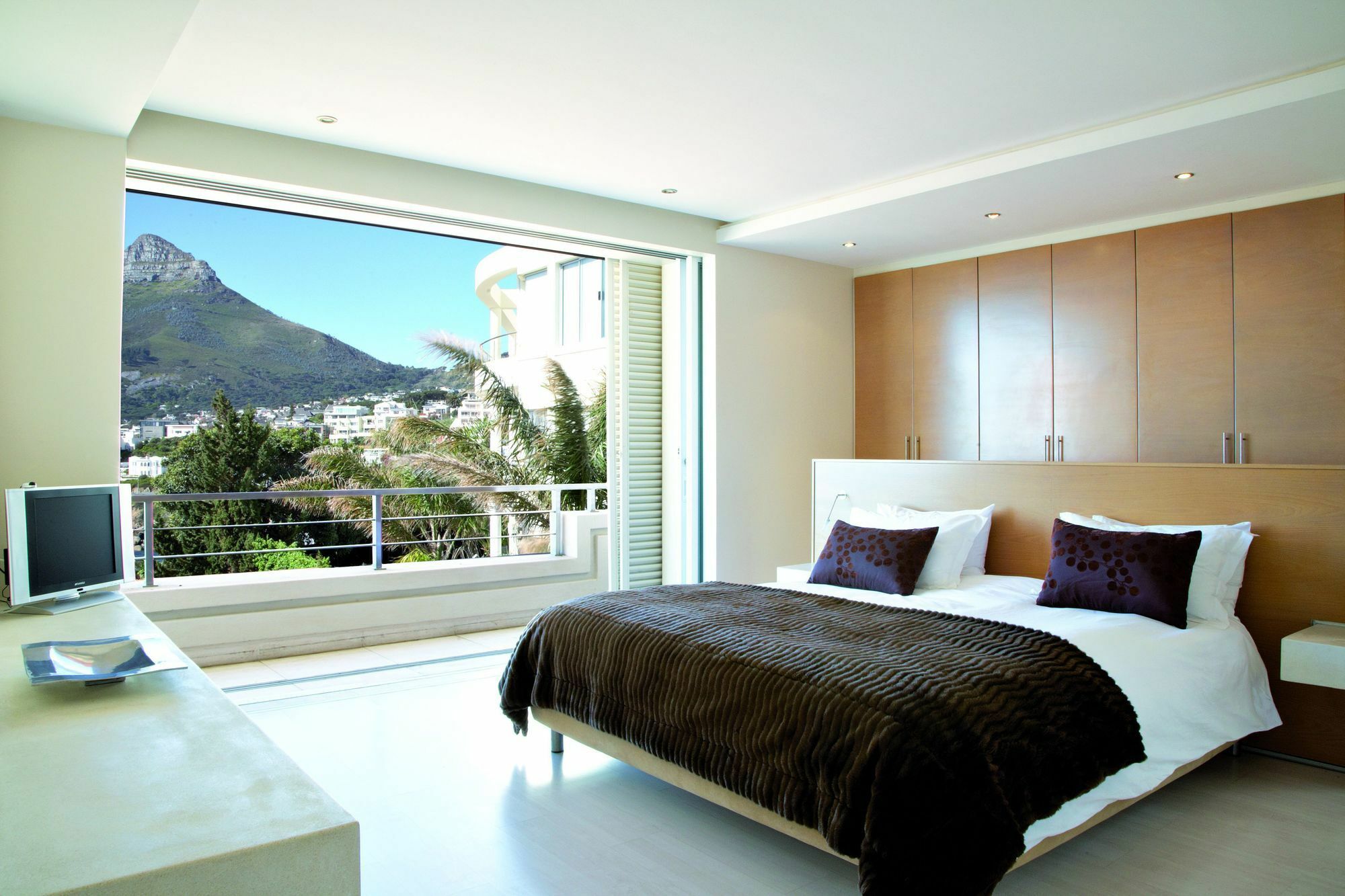 Blue Views Penthouse Beachfront Apartment With Pool Cape Town